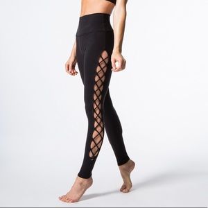 ALO YOGA High Waist Interlace legging
